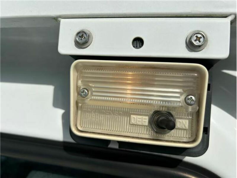 MINICAB TRUCK