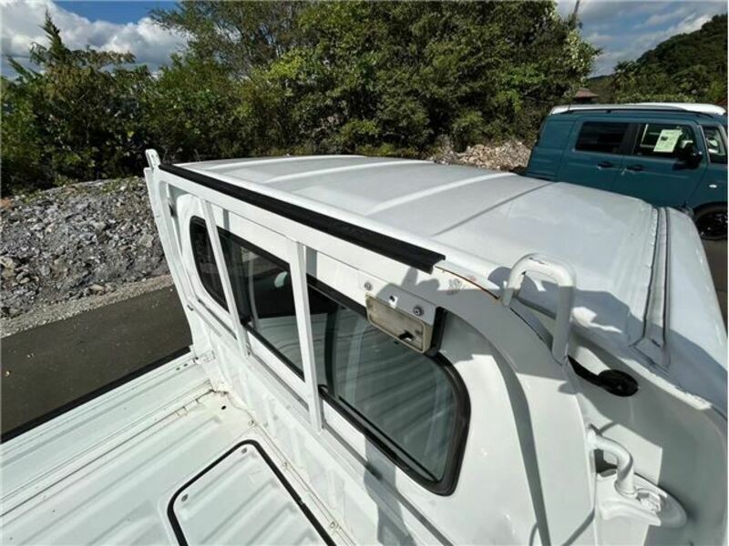 MINICAB TRUCK
