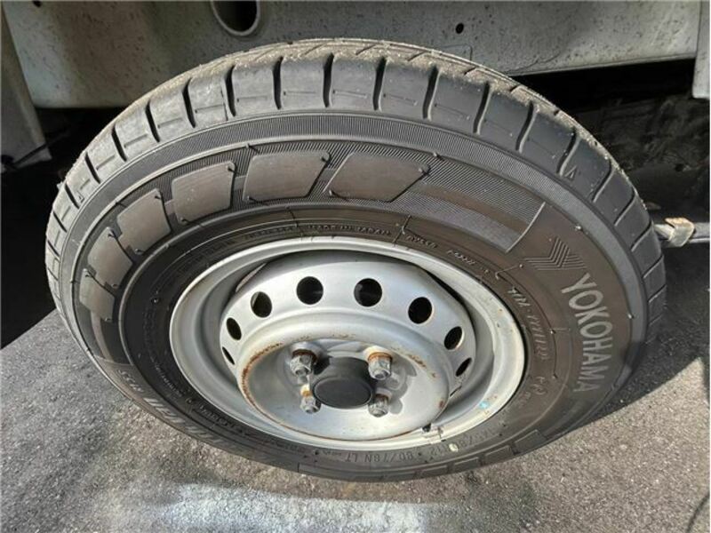 MINICAB TRUCK