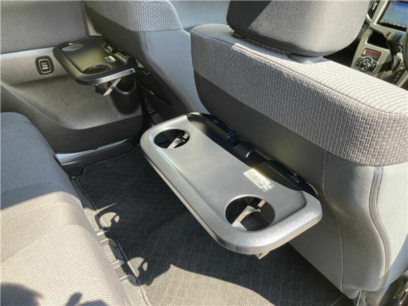DELICA D2