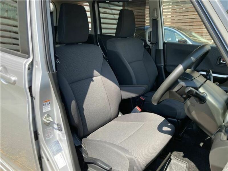 DELICA D2