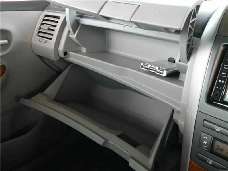 COROLLA AXIO