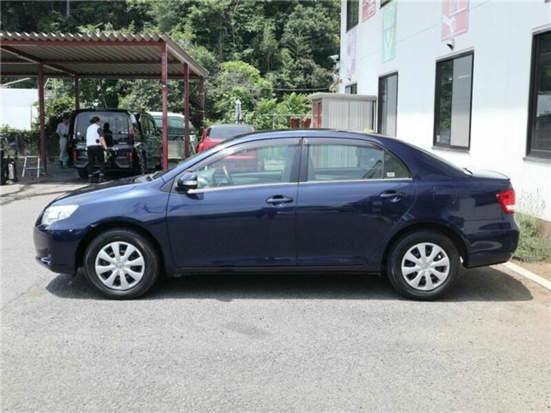 COROLLA AXIO