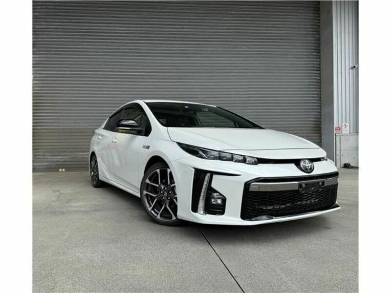 TOYOTA PRIUS PHV