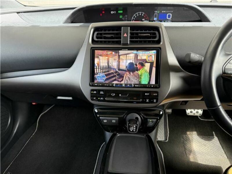 PRIUS PHV