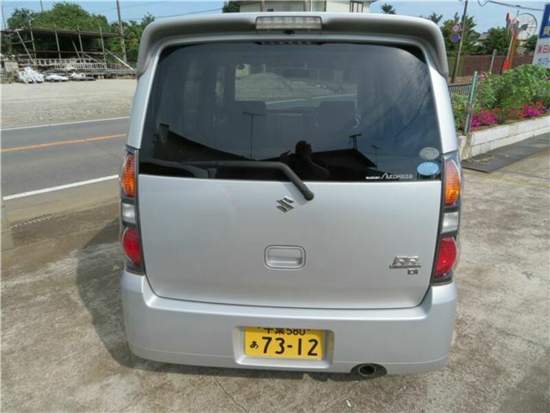 WAGON R