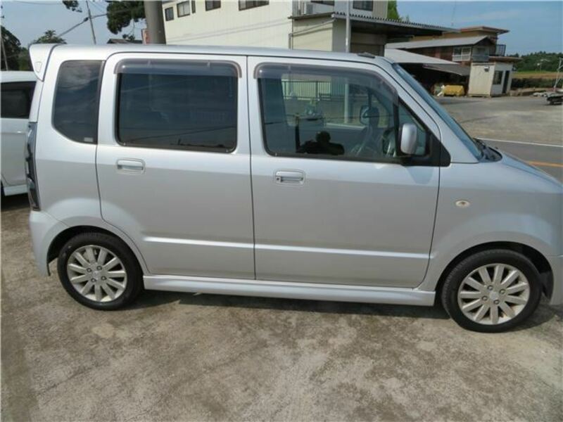 WAGON R