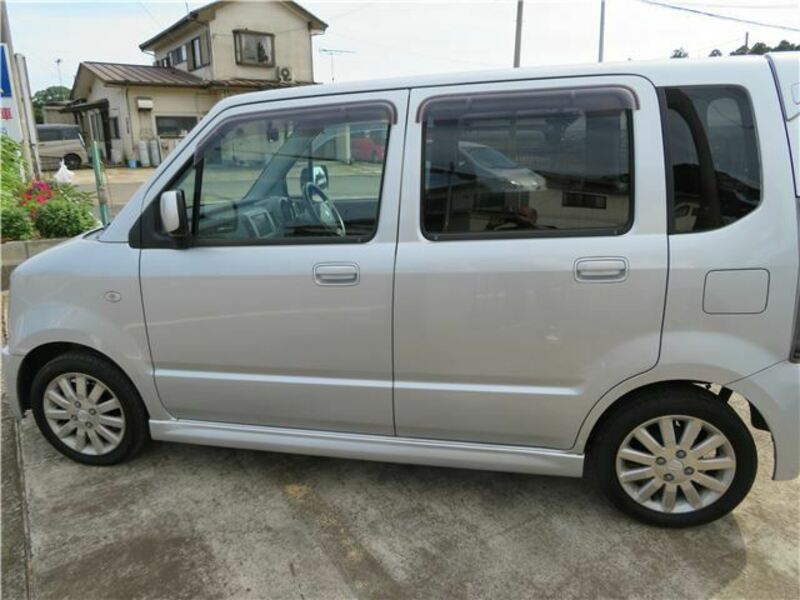 WAGON R