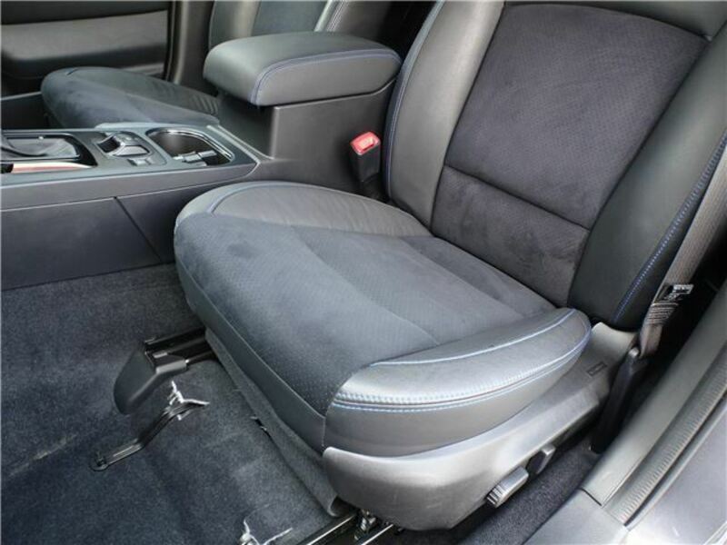 LEGACY B4