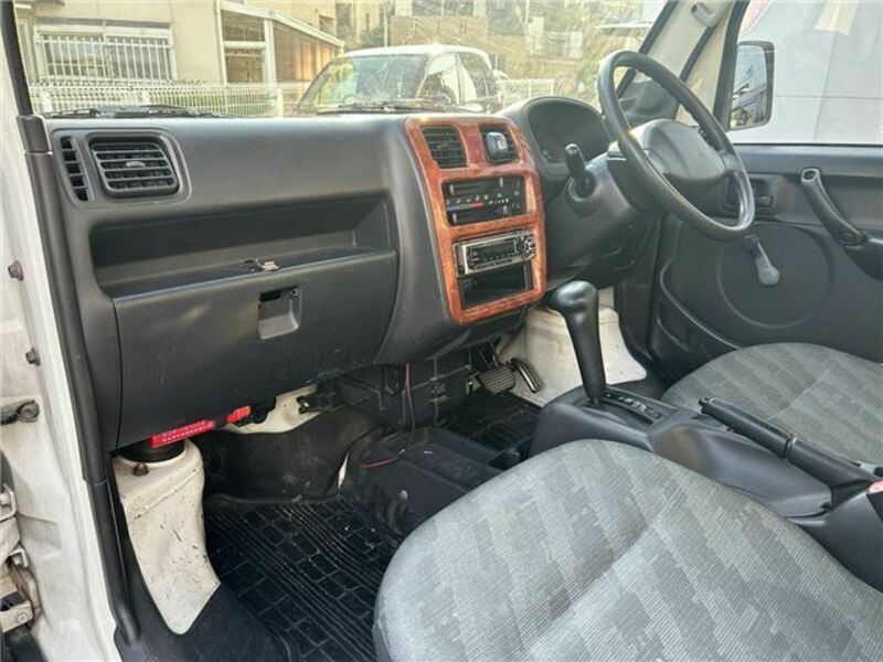 CARRY TRUCK
