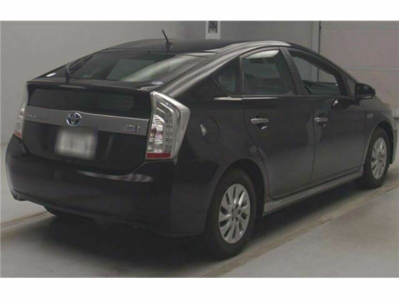 PRIUS PHV