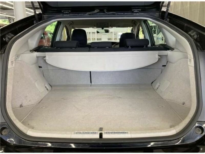 PRIUS PHV