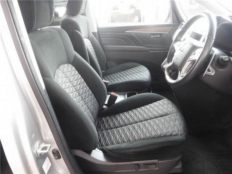 DELICA D5
