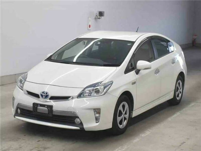 PRIUS PHV