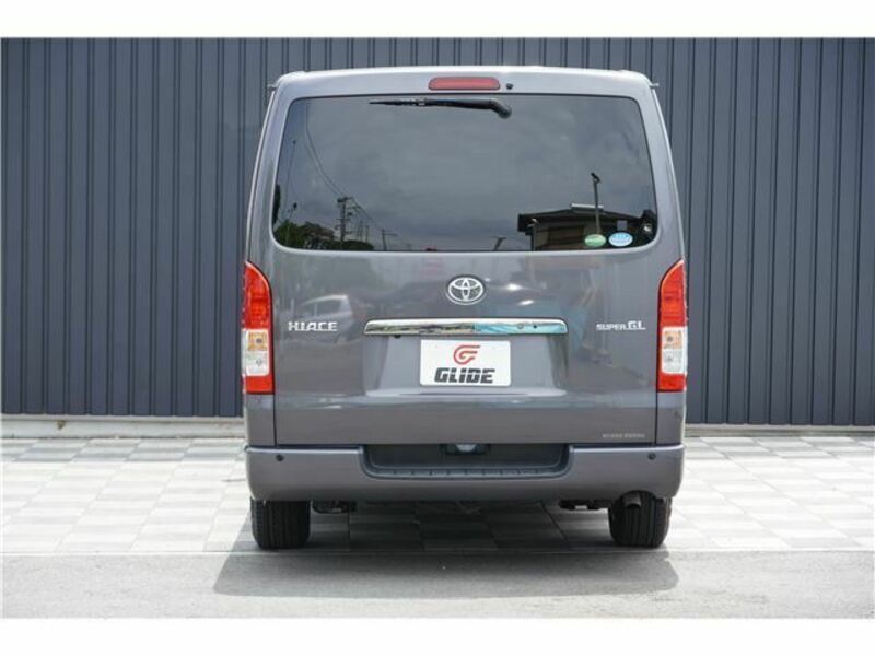 HIACE VAN