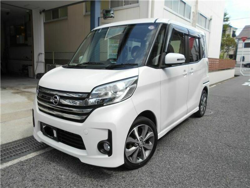 NISSAN DAYZ ROOX