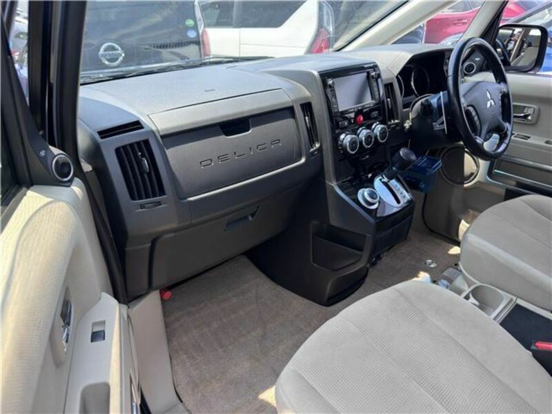 DELICA D5