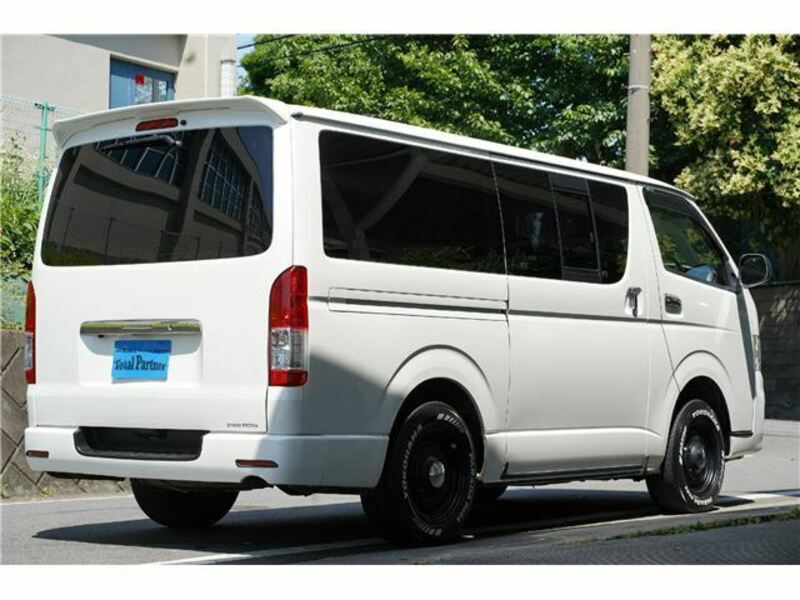 HIACE VAN