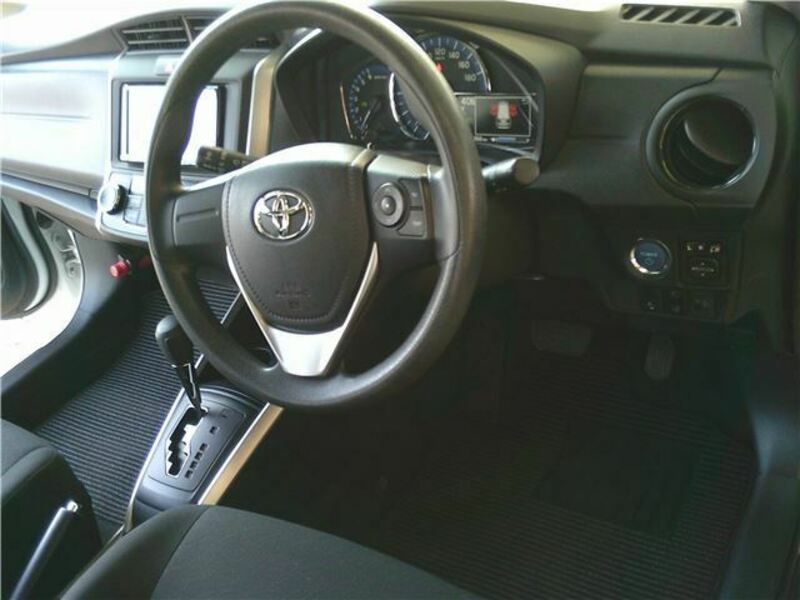 COROLLA FIELDER
