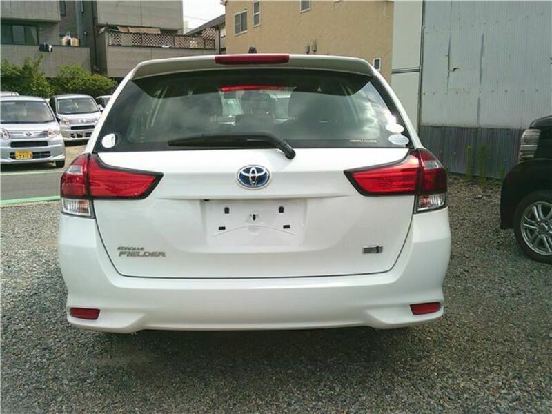 COROLLA FIELDER