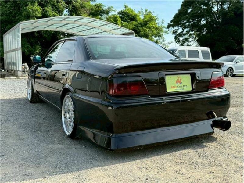 CHASER