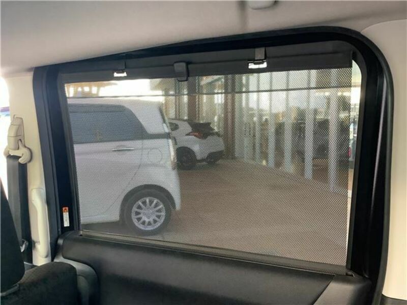 DELICA D2