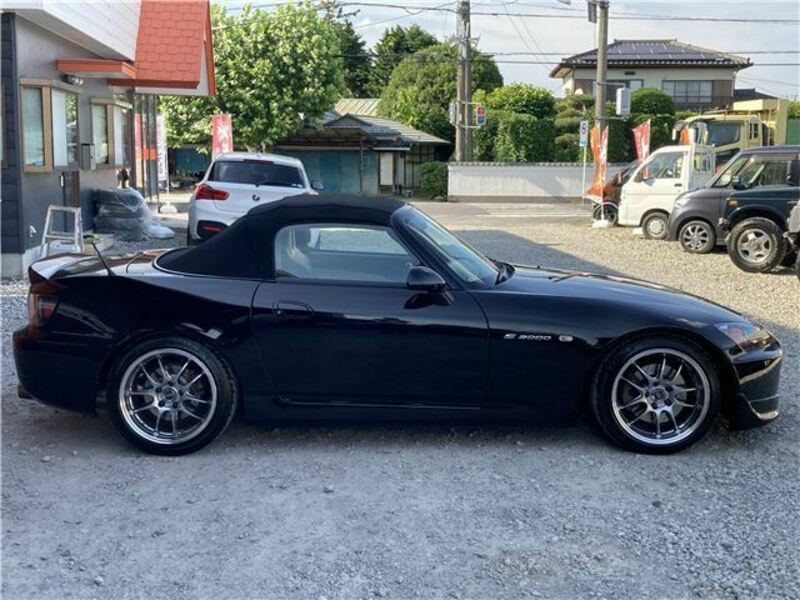 S2000