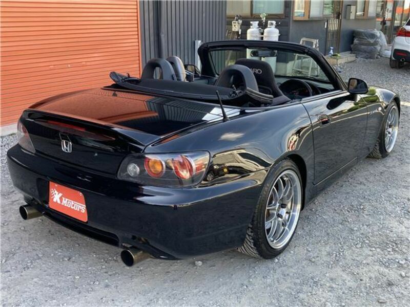 S2000