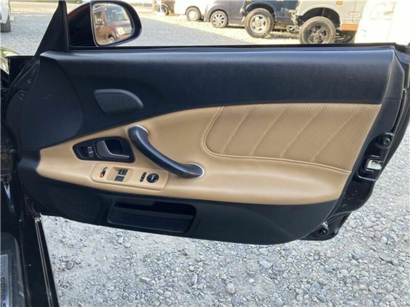 S2000
