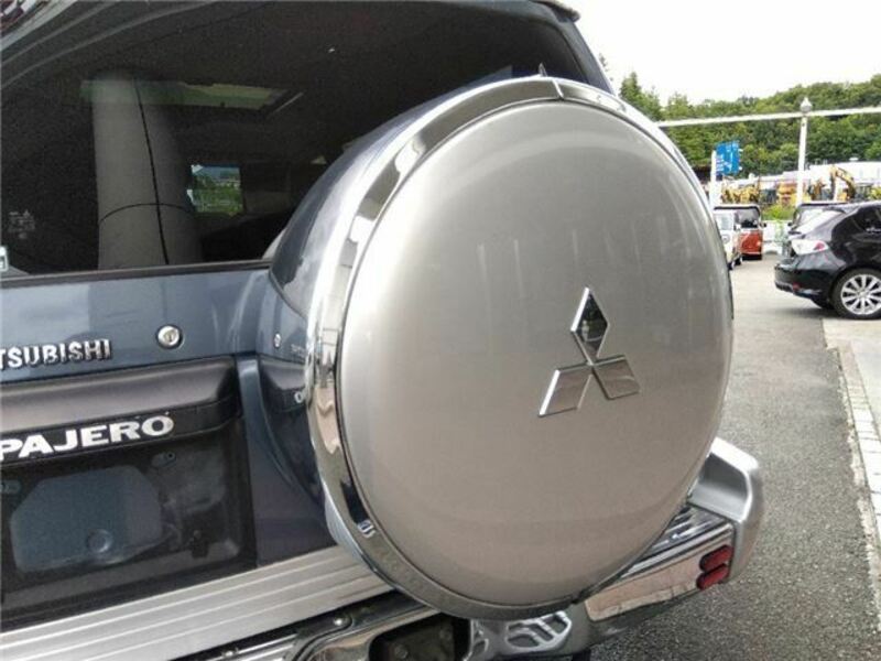 PAJERO