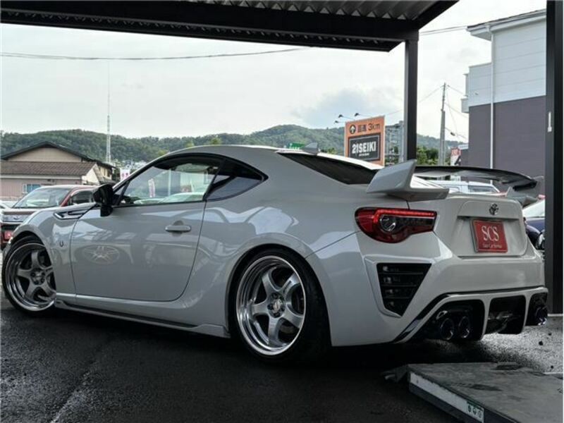 86