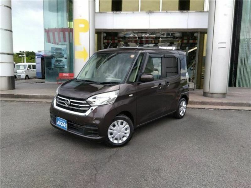 NISSAN DAYZ ROOX