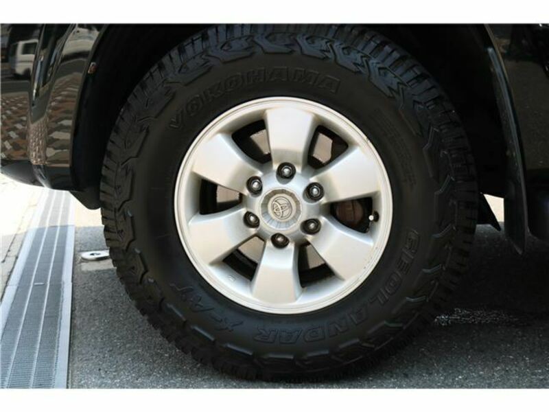 HILUX SURF