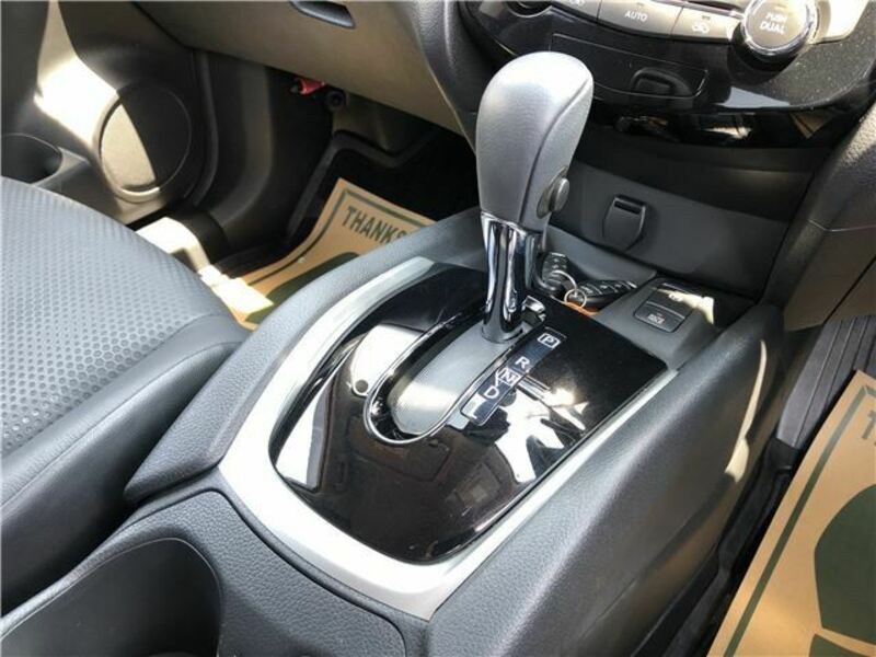 X-TRAIL