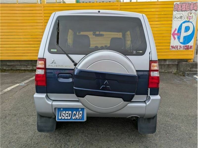 PAJERO MINI