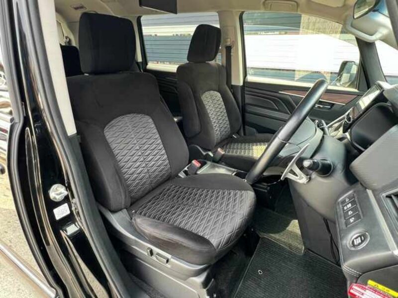 DELICA D5