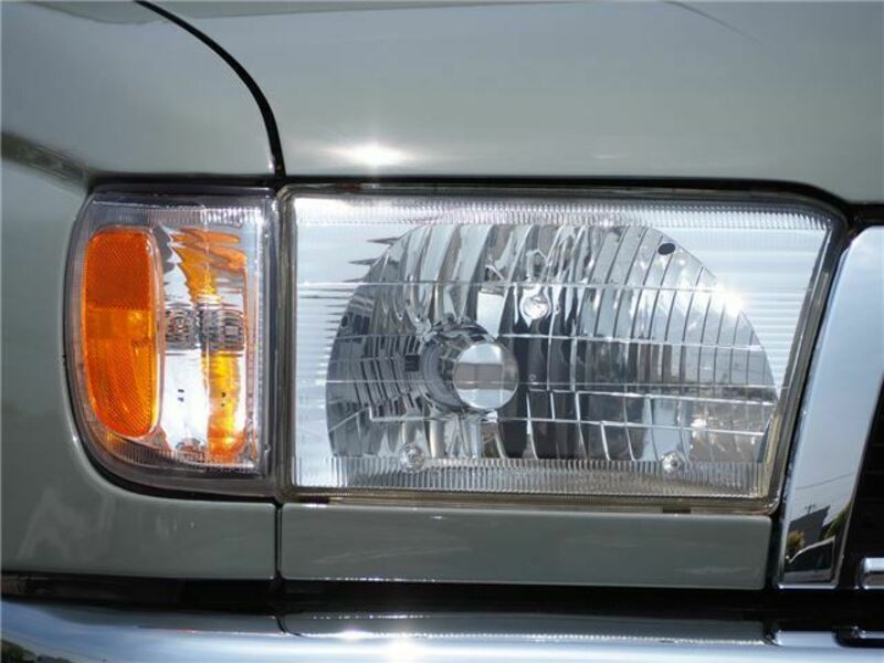 HILUX SURF
