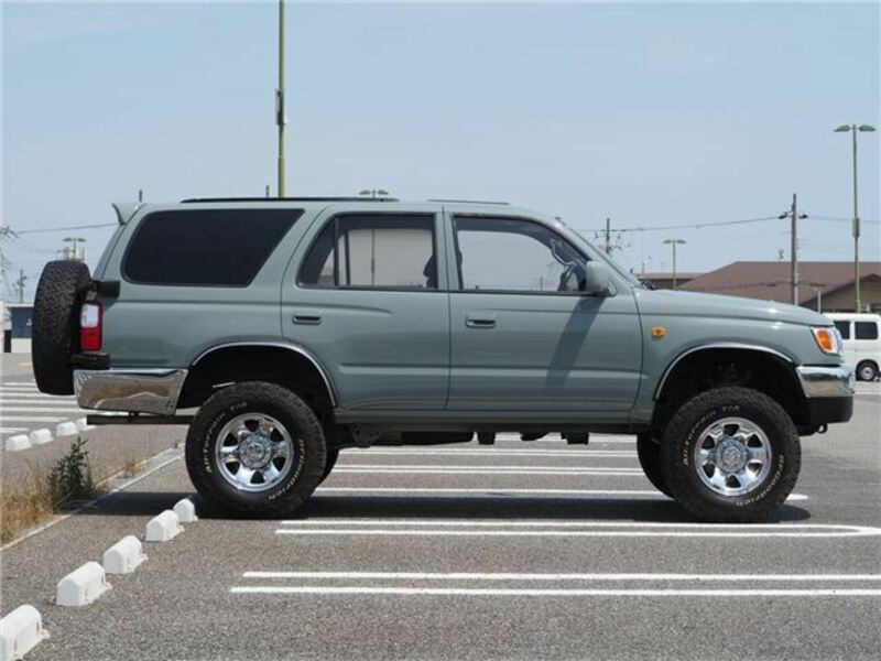 HILUX SURF
