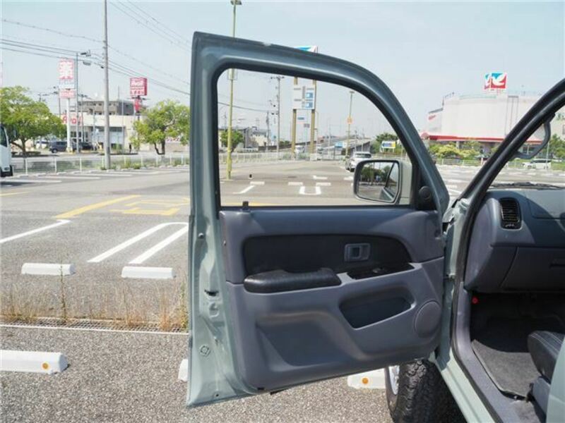HILUX SURF