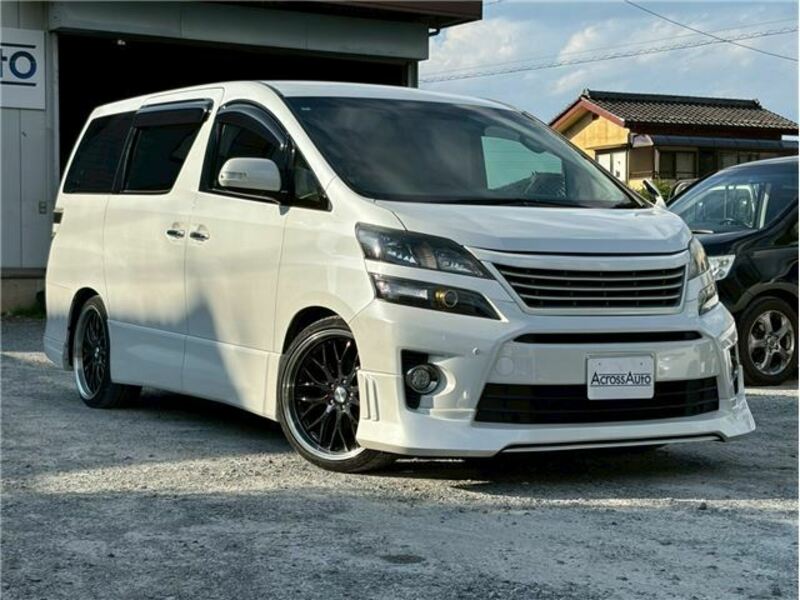 TOYOTA VELLFIRE