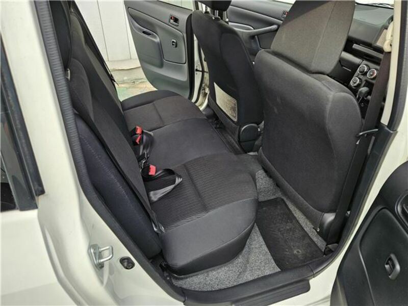 SUCCEED VAN