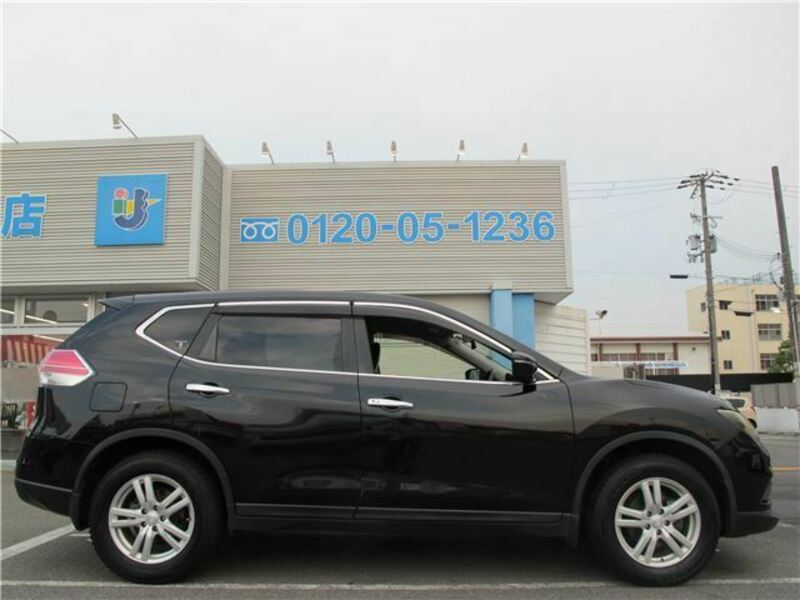 X-TRAIL