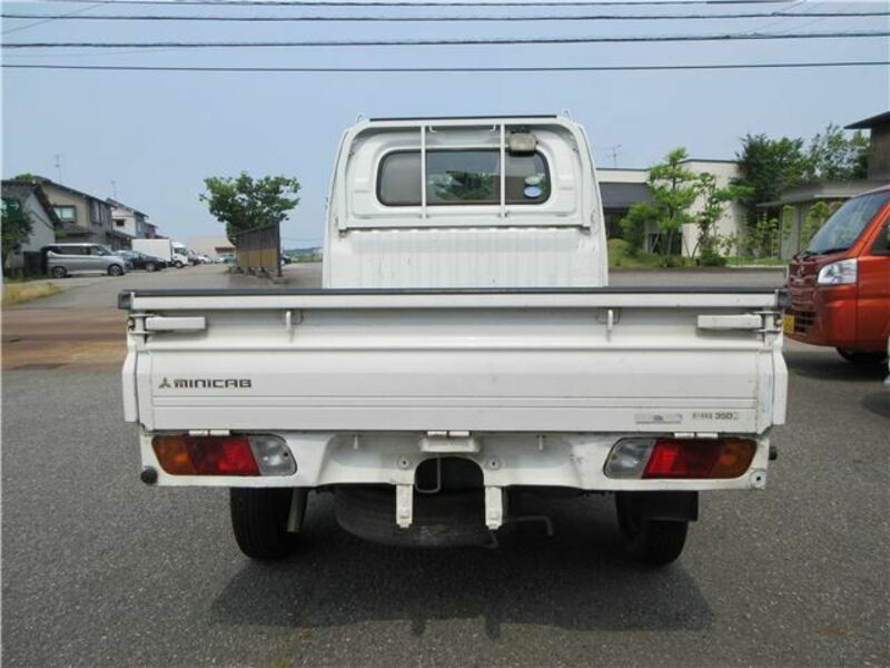 MINICAB TRUCK