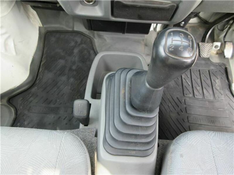MINICAB TRUCK
