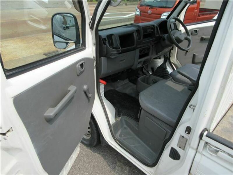MINICAB TRUCK