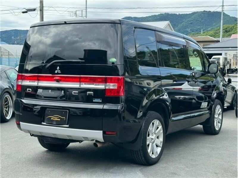 DELICA D5