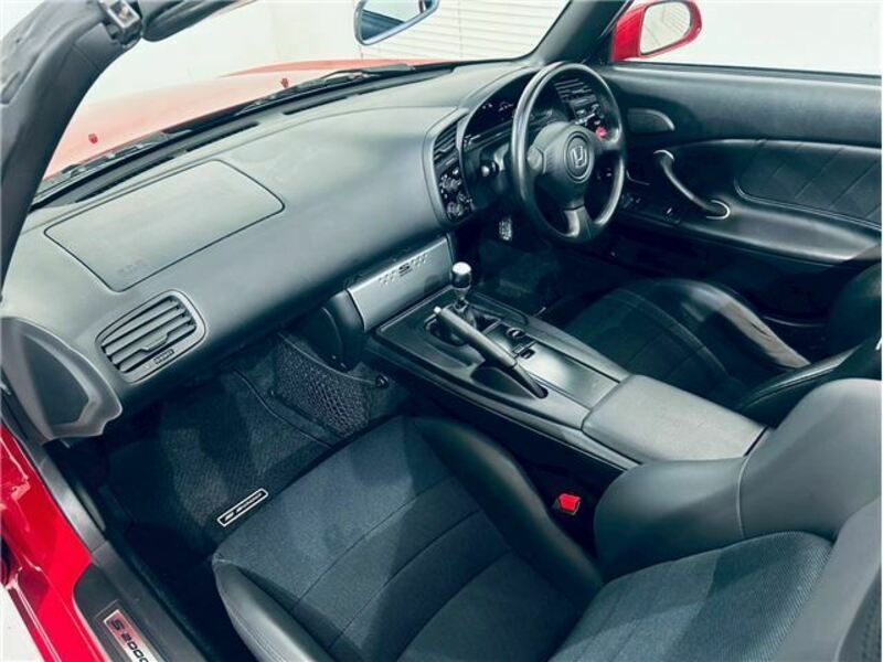 S2000