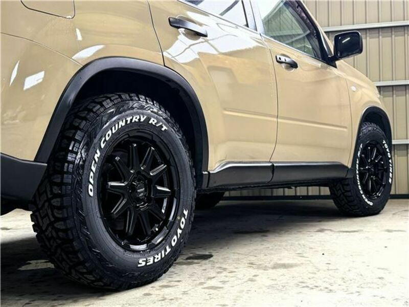 X-TRAIL