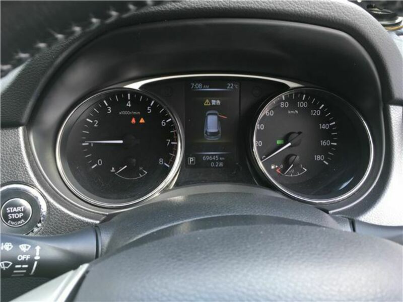 X-TRAIL