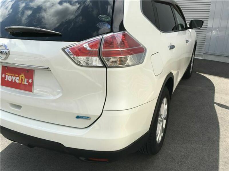 X-TRAIL